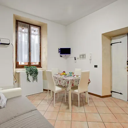 Berny 100m From & Private Parking - Happy * Salò